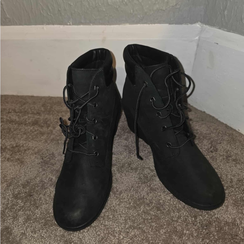 Timberland Women's Black Lace-Up Boots